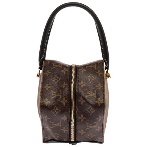 louis vuitton tan bag with squares